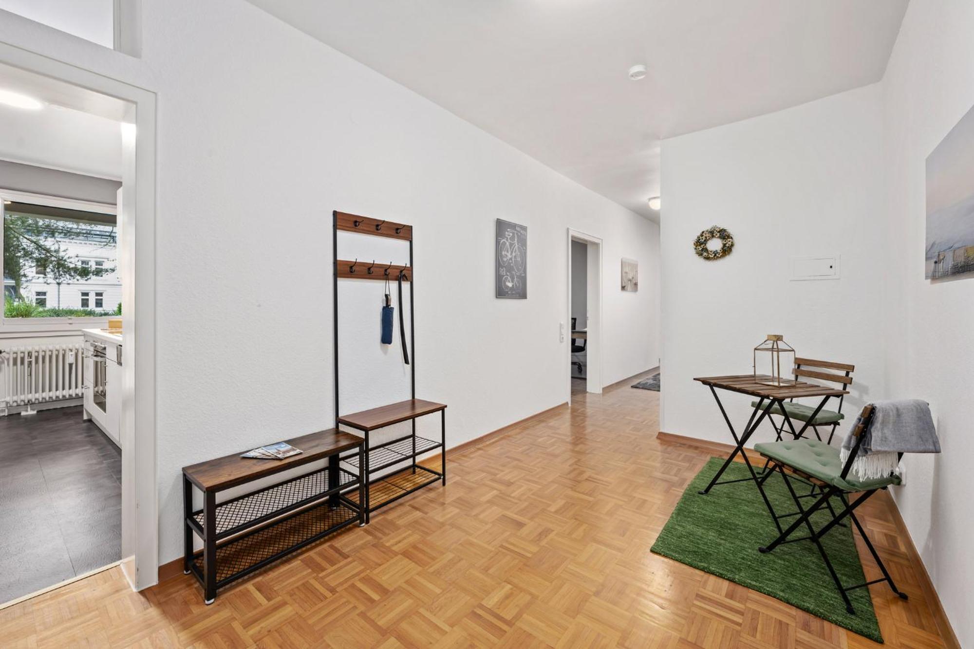 Stilvolle Stadtoase, 116 Qm, Parkblick, Wassernah, Parkplatz Вилхелмсхафен Екстериор снимка